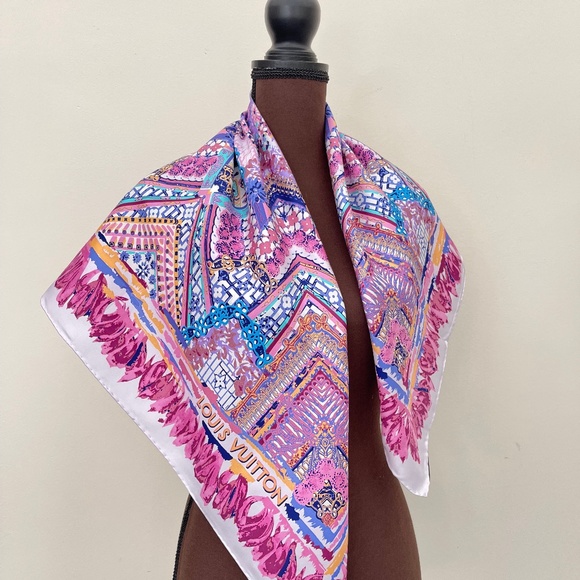 New Louis Vuitton Scarf Monogram Paradise Pink Multicolor Silk Wrap - Picture 5 of 13